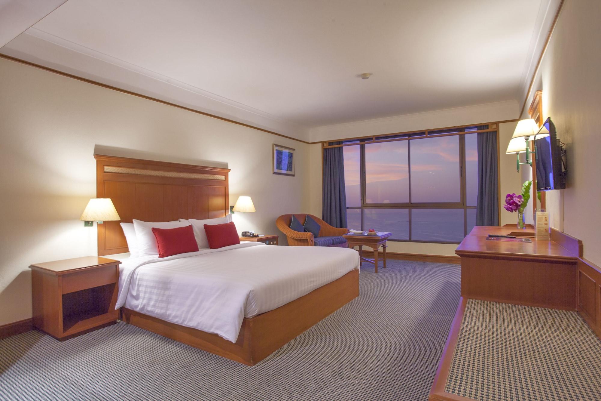 Cholchan Pattaya Beach Resort - Sha Extra Plus Exteriér fotografie Deluxe Ocean View Room