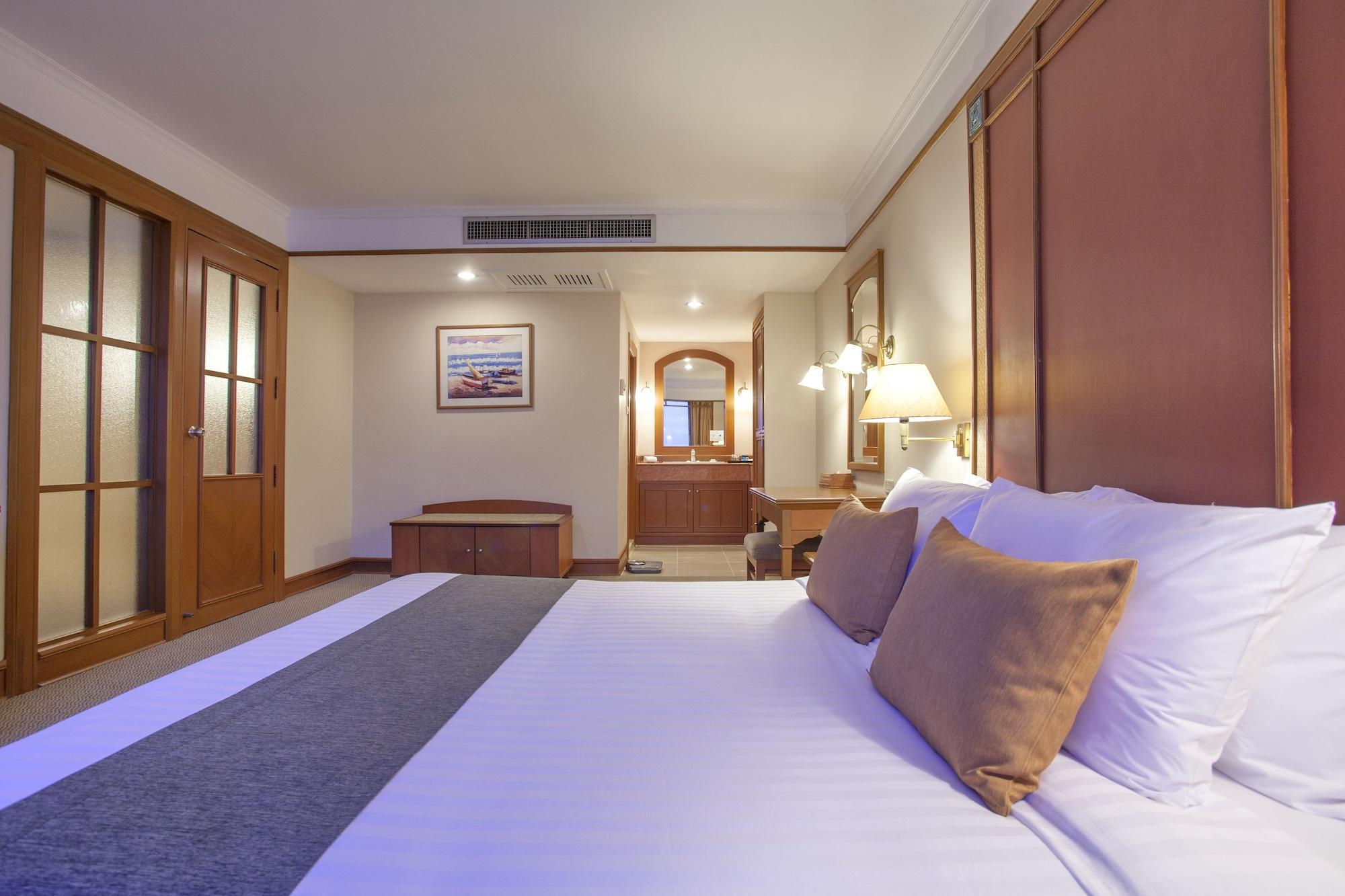 Cholchan Pattaya Beach Resort - Sha Extra Plus Exteriér fotografie Deluxe Room