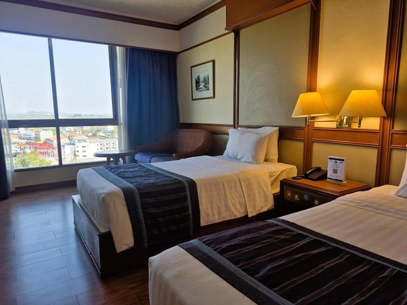 Cholchan Pattaya Beach Resort - Sha Extra Plus Exteriér fotografie