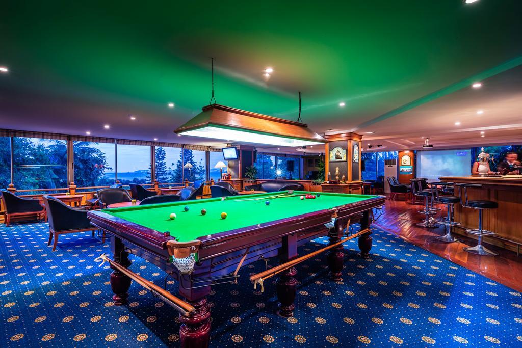 Cholchan Pattaya Beach Resort - Sha Extra Plus Exteriér fotografie The Snooker Room