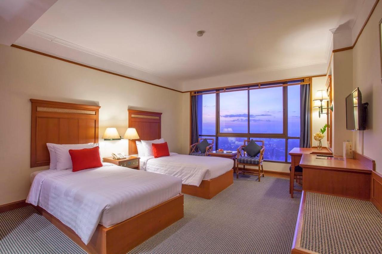 Cholchan Pattaya Beach Resort - Sha Extra Plus Exteriér fotografie